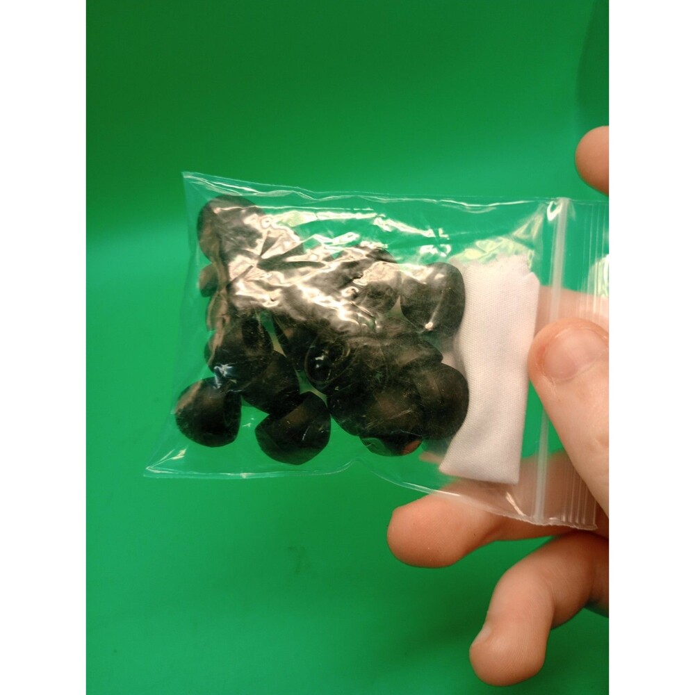 Headphone Ear Piece Replacements In Back Comes With A Little Cleaning Cloth